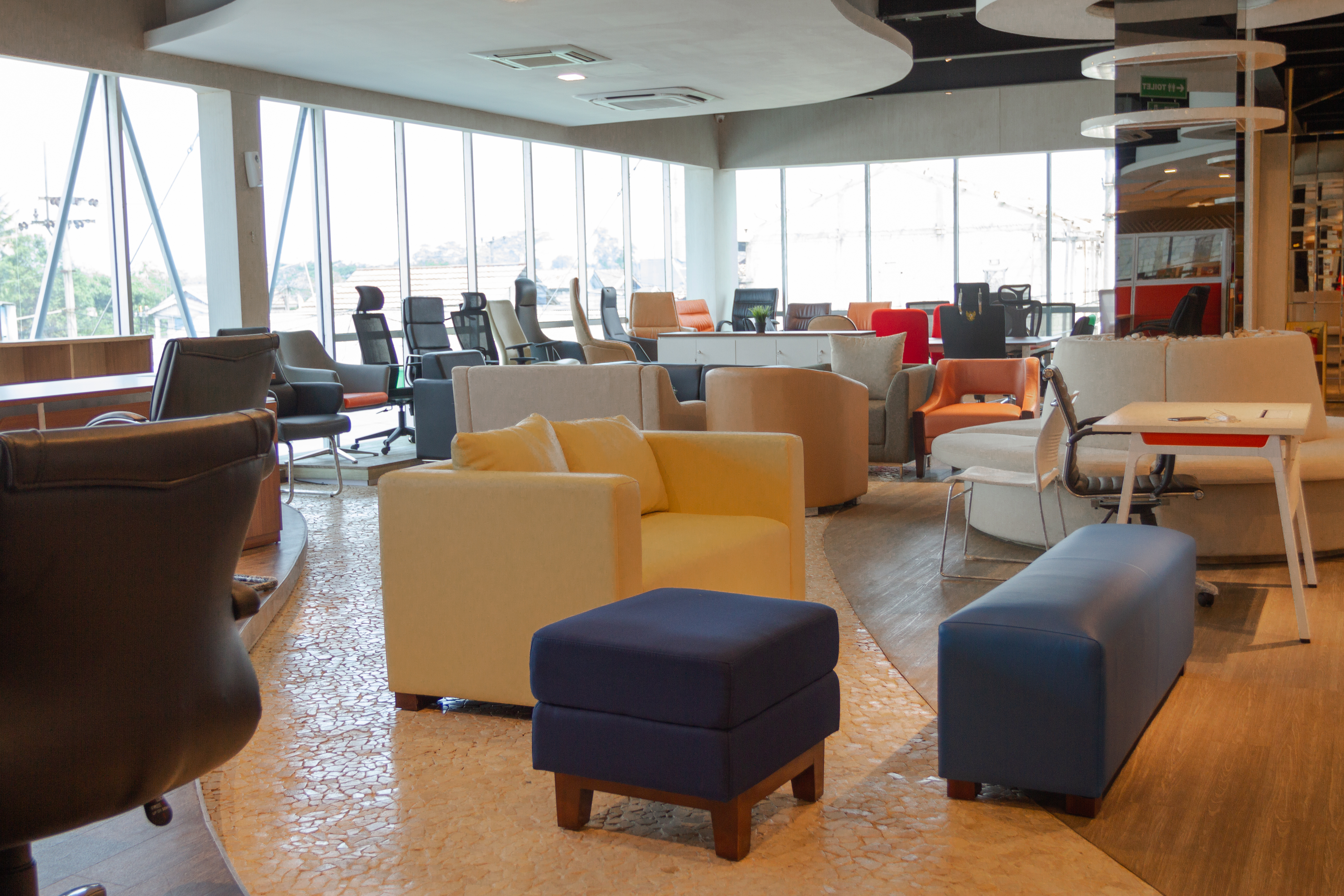 Showroom 3